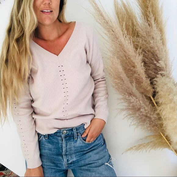 TOPSHOP Pale Pink Blush VNeck Oversized Cutout Side Slit Pullover Sweater 2 - Picture 2 of 6